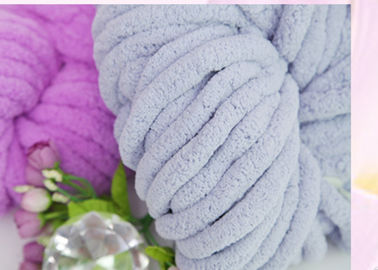Porcellana Filato spesso matto per DIY che tricotta, materiale della sciarpa di immaginazione 7S/1 dell'acrilico di 100% fornitore